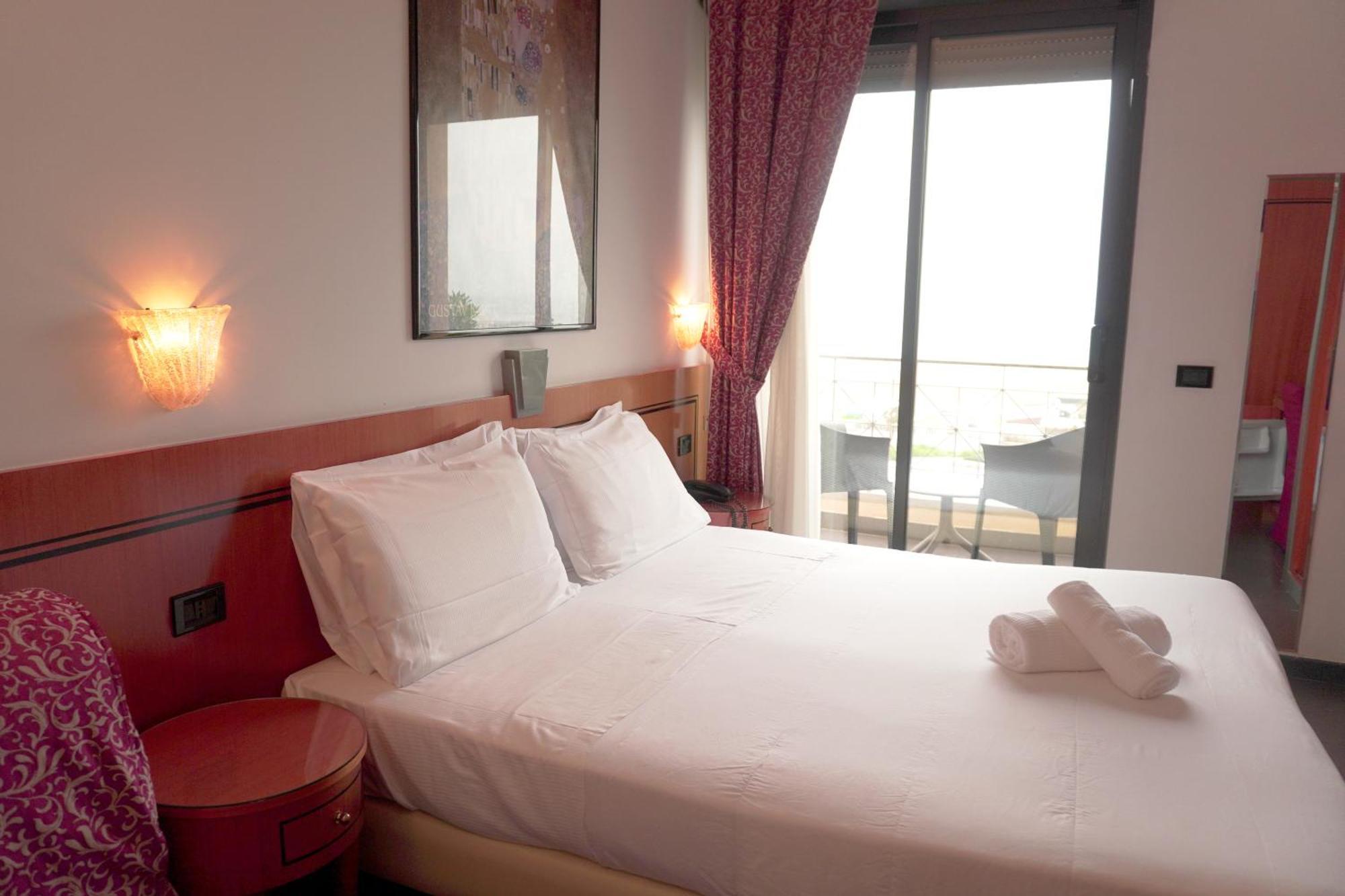 Nettunia Hotel 4*