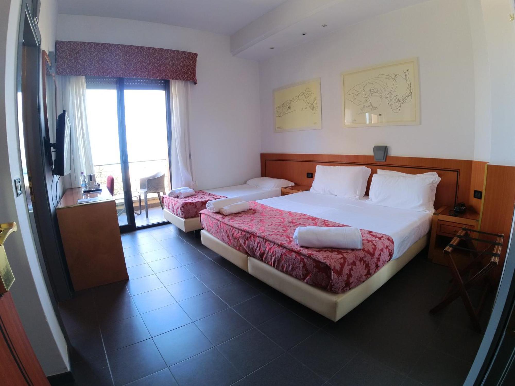 Nettunia Hotel 4*